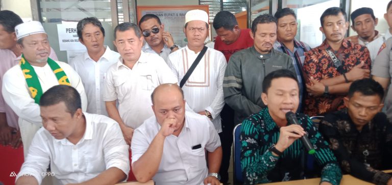 KPU Terima Penyerahan Berkas Romi/Robby (R2) Cabup dan Cawabup Tanjabtim