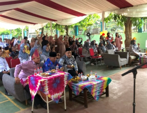 Syukuran Tutup Tahun Siswa Kelas 6 SDN Pamulang Timur 2 Penuh Dengan Suasana Haru Syukuran Tutup Tahun Siswa Kelas 6 SDN Pamulang Timur 2 Penuh Dengan Suasana Haru