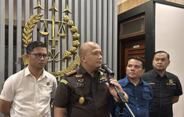 Kepala Kejari Kota Bandung Irfan Wibowo