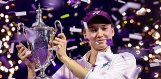 Kalahkan Sabalenka, Rybakina Raih Gelar WTA Finals