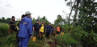 Bupati Subang Tinjau Langsung Banjir Pantura, Pastikan Warga Aman dan Kebutuhan Dasar Terpenuhi
