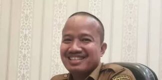 Hemat BBM dan Energi, Pejabat Teras Bapenda Karawang Mengendarai Sepeda Motor ke Kantor