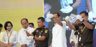 Kejagung Hancurkan 14 Jam Tangan Mewah Palsu Milik Koruptor Jimmy Sutopo