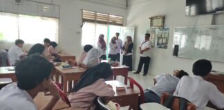 Pengawas Kemenag Kota Sukabumi Tekankan Validitas Data SAT di MAN 2 Kota Sukabumi